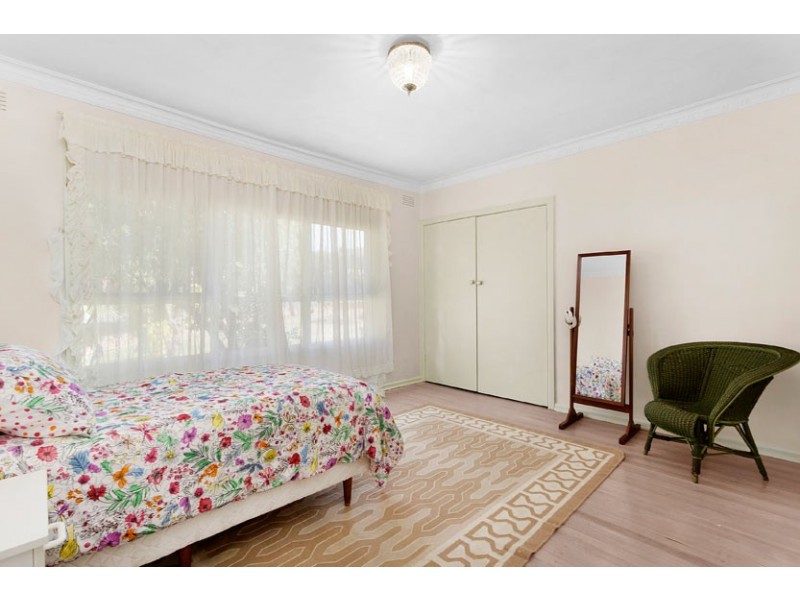 9 Belvoir St, Doncaster East VIC 3109