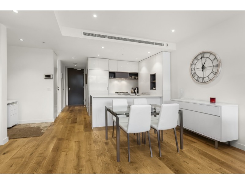 17/872 Doncaster Road, Doncaster East VIC 3109