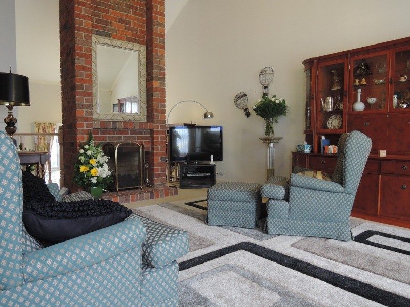 2/17-19 Dehnert Street, Doncaster East VIC 3109