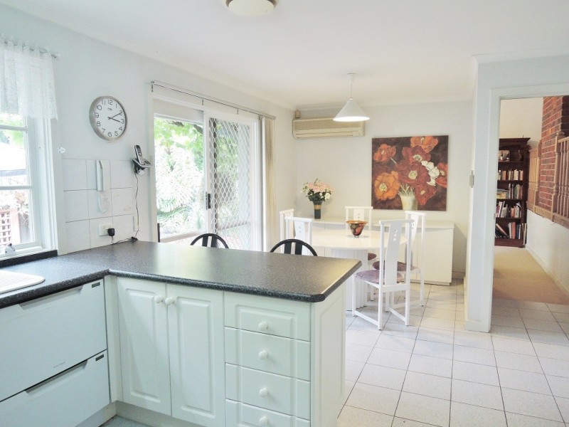 2/17-19 Dehnert Street, Doncaster East VIC 3109