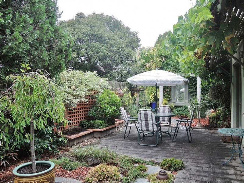 2/17-19 Dehnert Street, Doncaster East VIC 3109