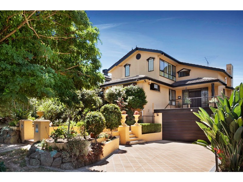 68 Church Rd, Doncaster VIC 3108