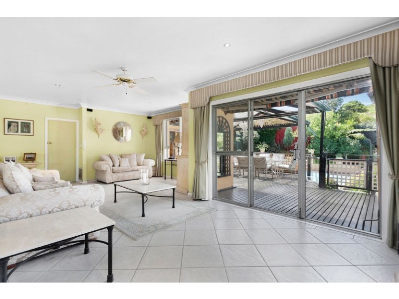 68 Church Rd, Doncaster VIC 3108