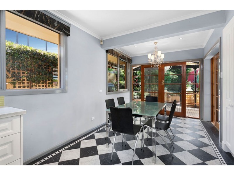 68 Church Rd, Doncaster VIC 3108