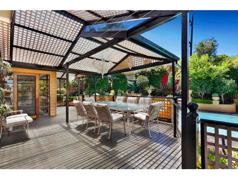 68 Church Rd, Doncaster VIC 3108