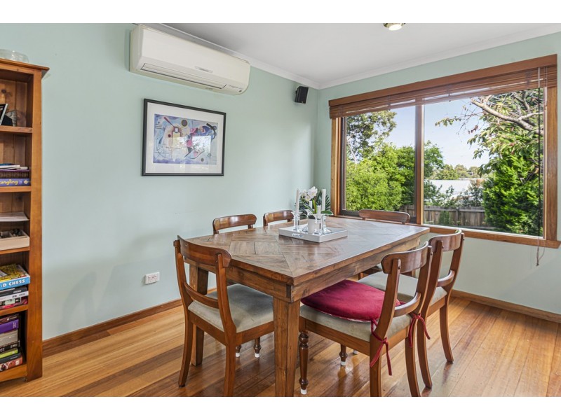 52 Russell Cres, Doncaster East VIC 3109