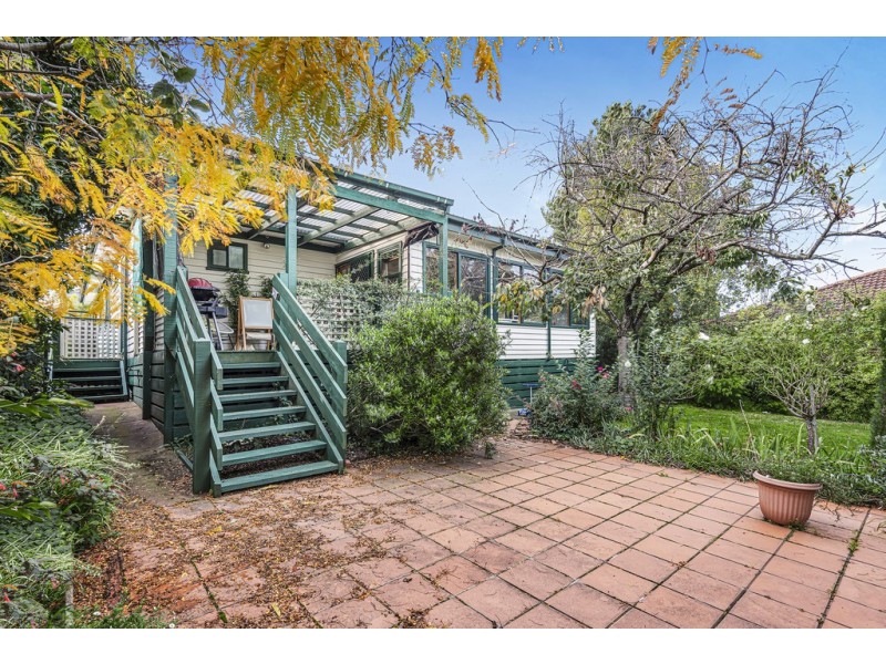 52 Russell Cres, Doncaster East VIC 3109