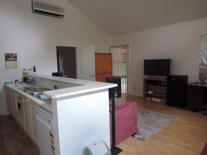 2/10 Hartigan Street, Blackburn VIC 3130