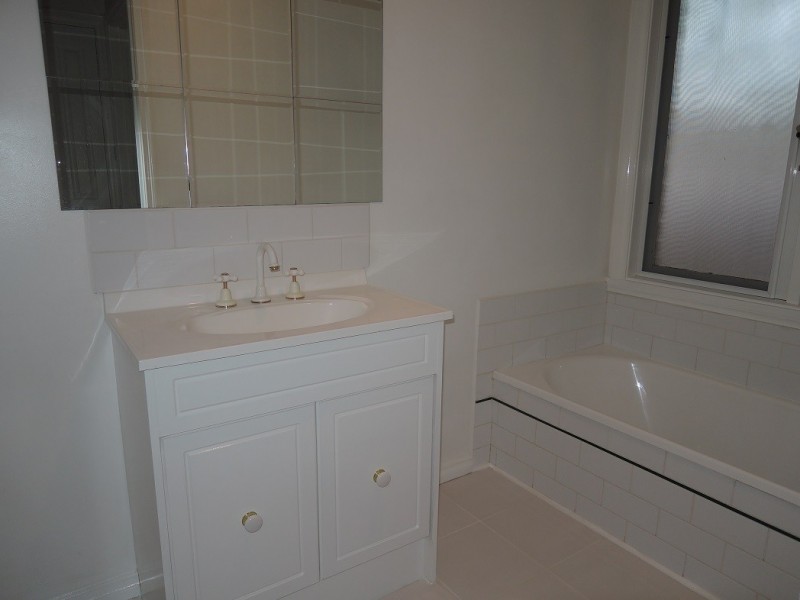 2/10 Hartigan Street, Blackburn VIC 3130