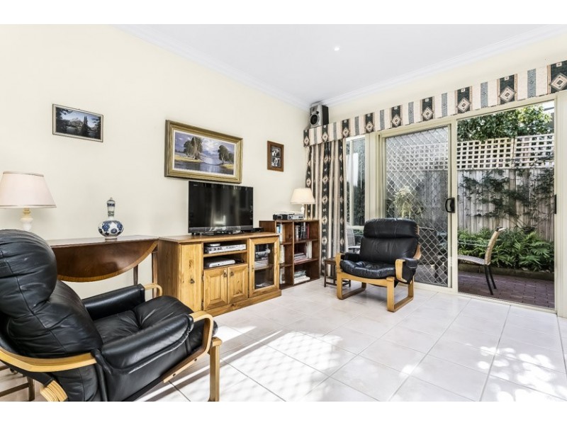 1/106 Leeds Street, Doncaster East VIC 3109