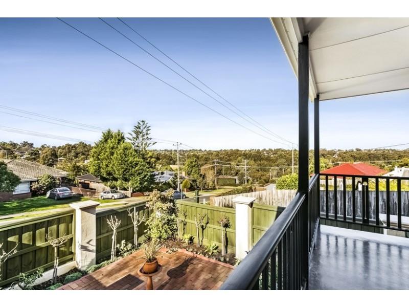 1/106 Leeds Street, Doncaster East VIC 3109