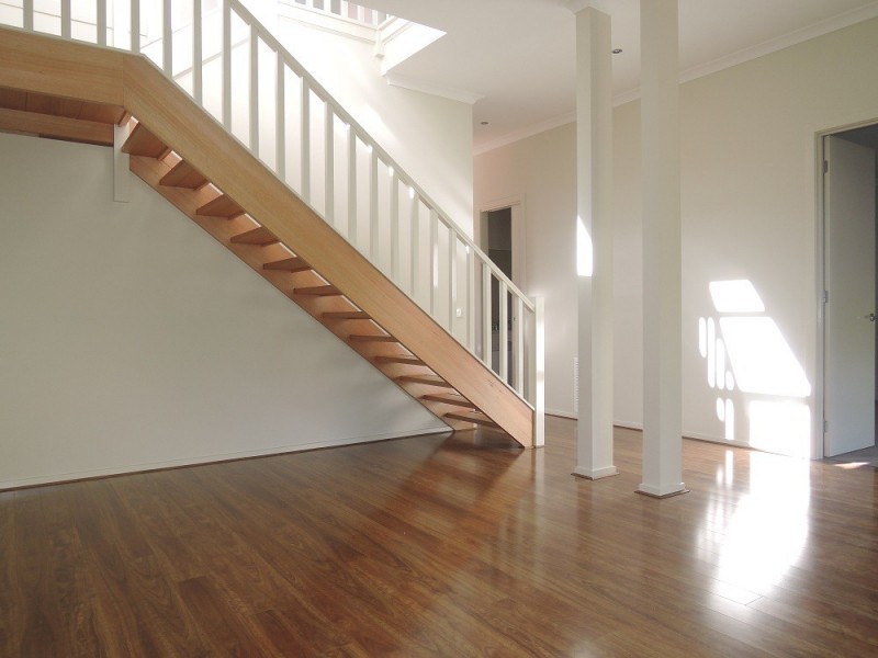 1/17 Richard Street, Doncaster East VIC 3109