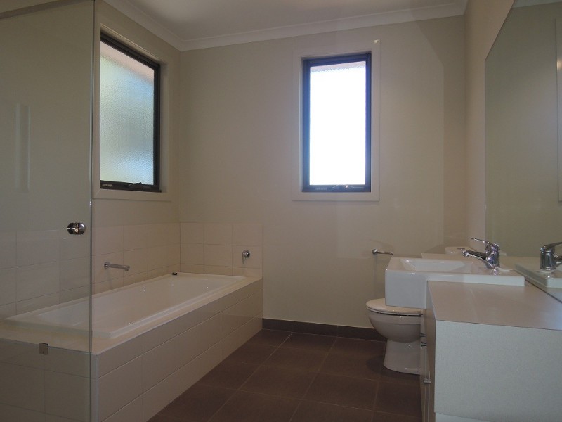 1/17 Richard Street, Doncaster East VIC 3109