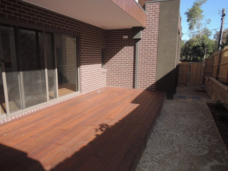 1/17 Richard Street, Doncaster East VIC 3109