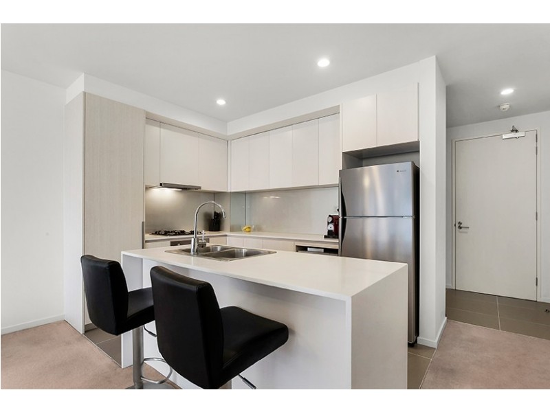 207/8 Berkeley Street, Doncaster VIC 3108
