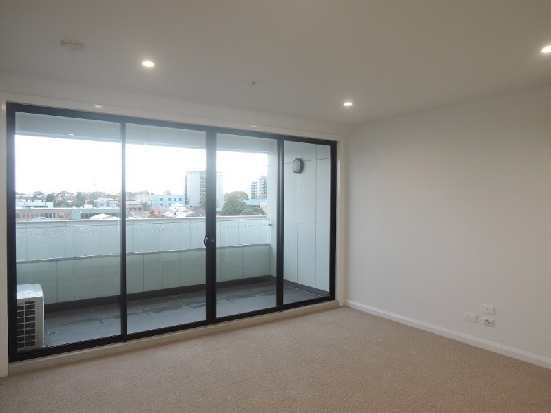 303/41 Victoria Street, Footscray VIC 3011