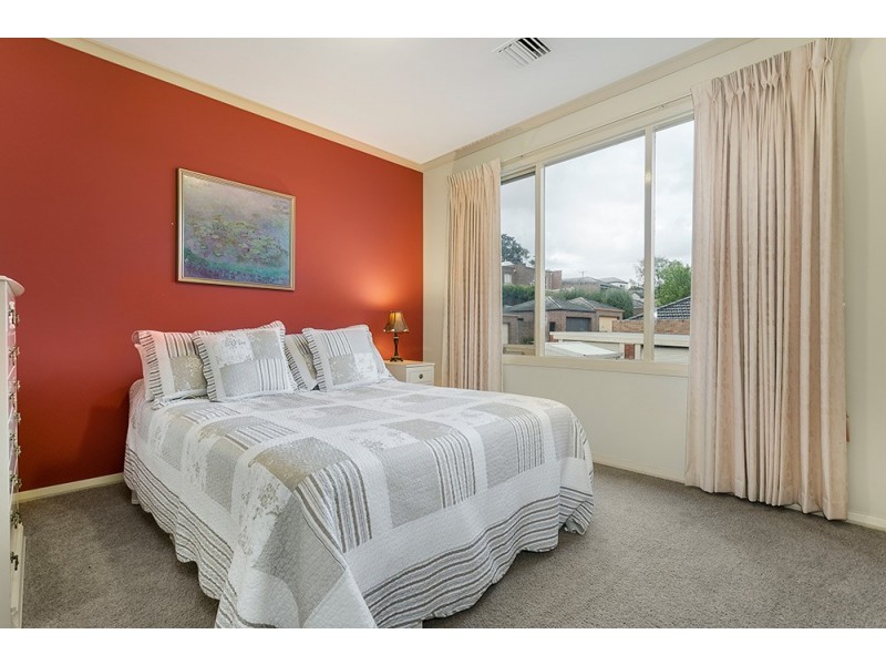 2 The Elms, Donvale VIC 3111
