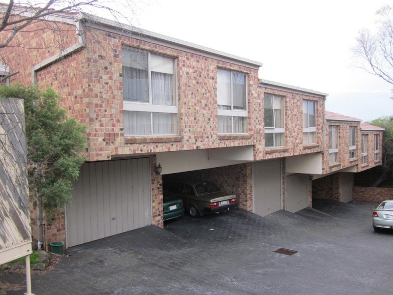 3/74 Williamsons Road, Doncaster VIC 3108
