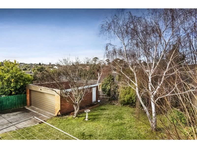 52 Dehnert Street, Doncaster East VIC 3109