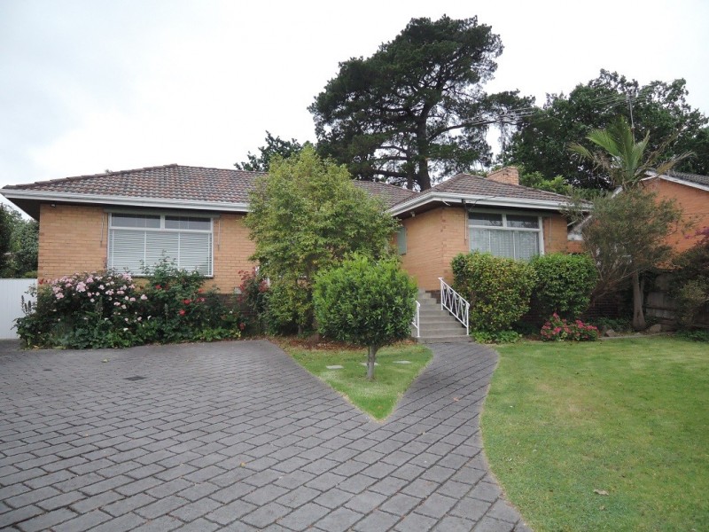 2 Sharne Court, Doncaster East VIC 3109