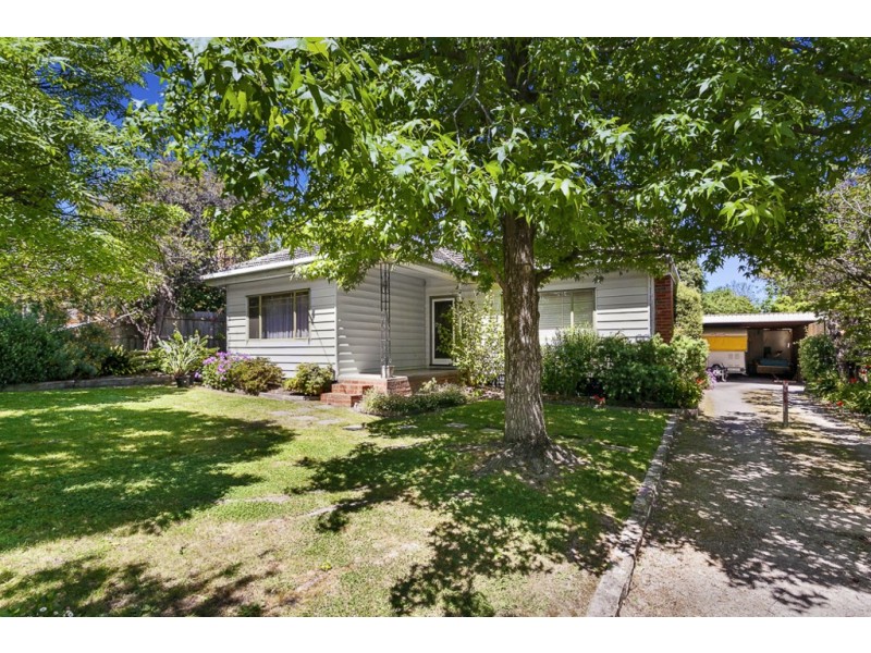 10 Turnstone Street, Doncaster East VIC 3109