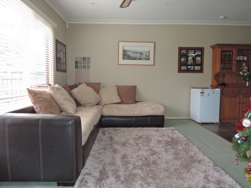 52 Russell Crescent, Doncaster East VIC 3109