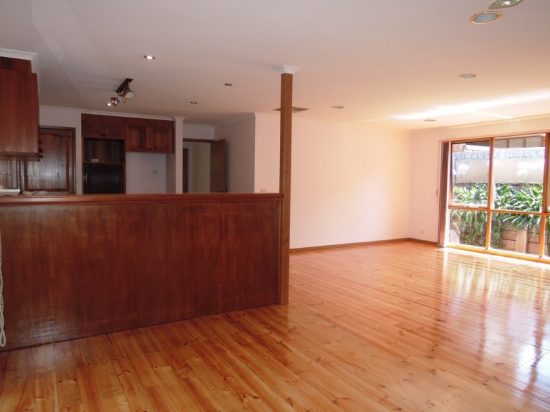 7 Daniel Court, Warranwood VIC 3134