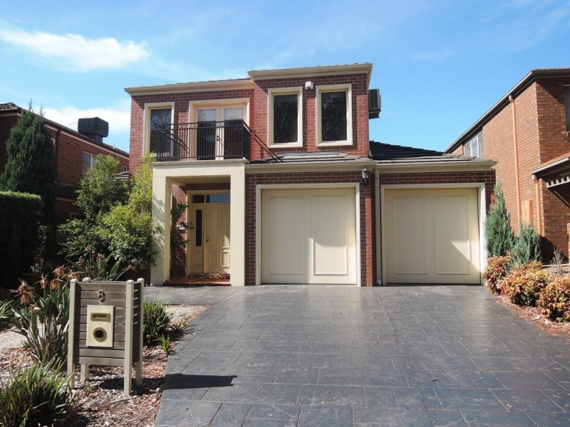 8 Park Hill Way, Doncaster VIC 3108