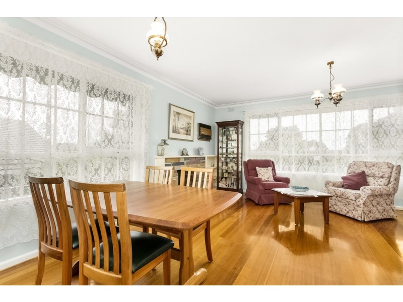 23 Hampshire Road, Doncaster VIC 3108