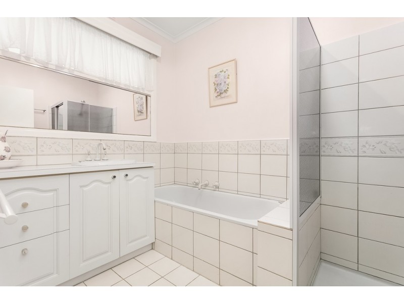 23 Hampshire Road, Doncaster VIC 3108