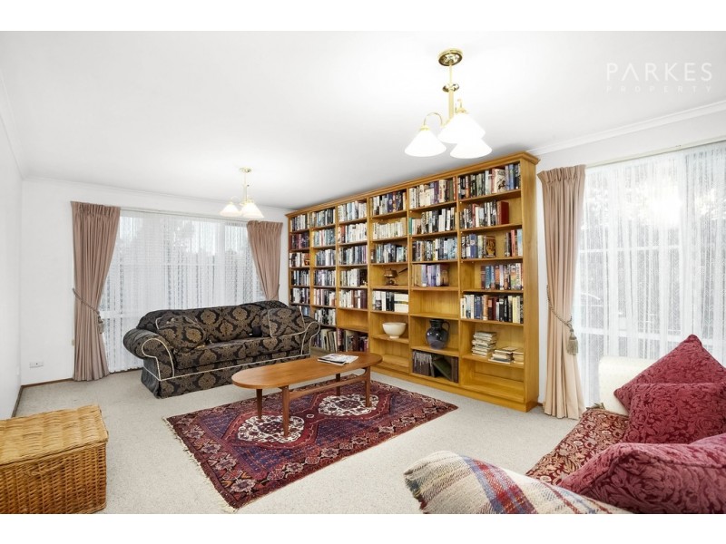 9 Dowling Grove, Doncaster East VIC 3109