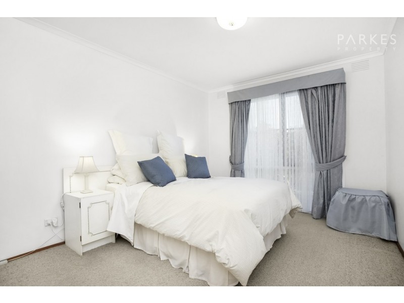 9 Dowling Grove, Doncaster East VIC 3109