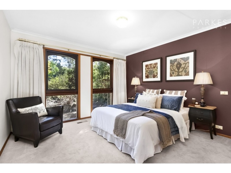 21 Blue Gum Close, Templestowe Lower VIC 3107