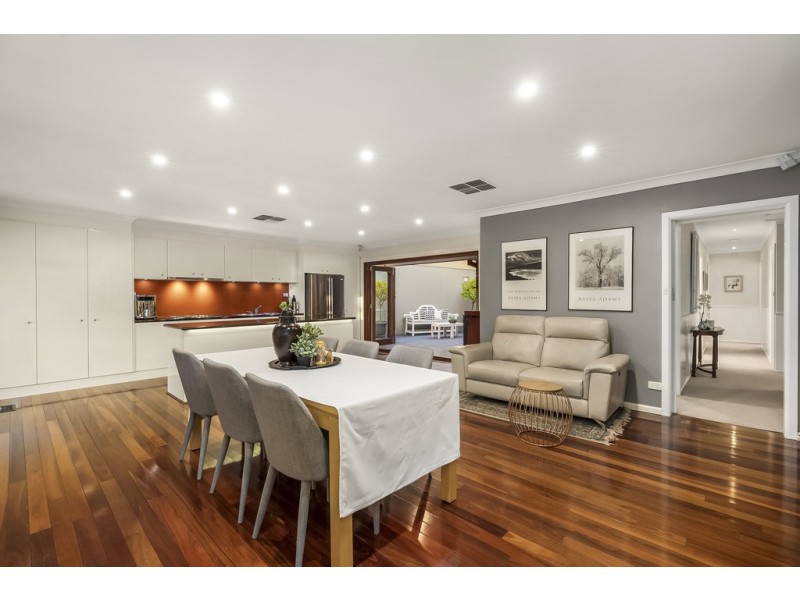 2 Inez Court, Doncaster VIC 3108