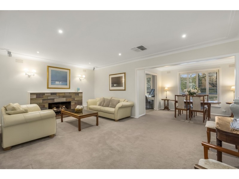 2 Inez Court, Doncaster VIC 3108