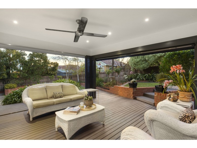 2 Inez Court, Doncaster VIC 3108