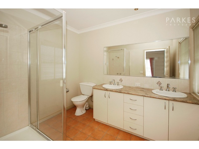 1 Derwent Street, Box Hill North VIC 3129