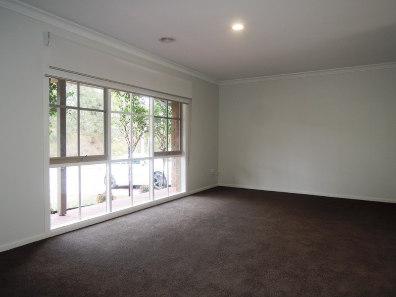 11 Adelyn Avenue, Donvale VIC 3111