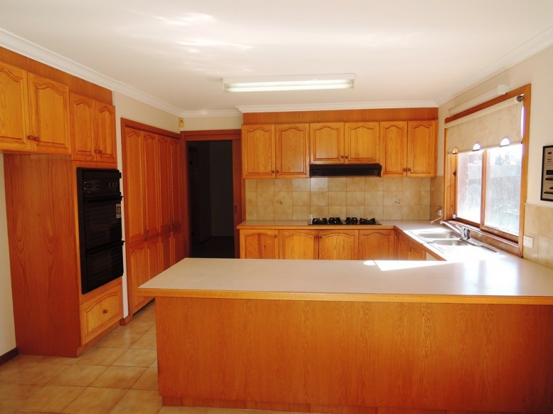 2 Kingburn Court, Templestowe VIC 3106
