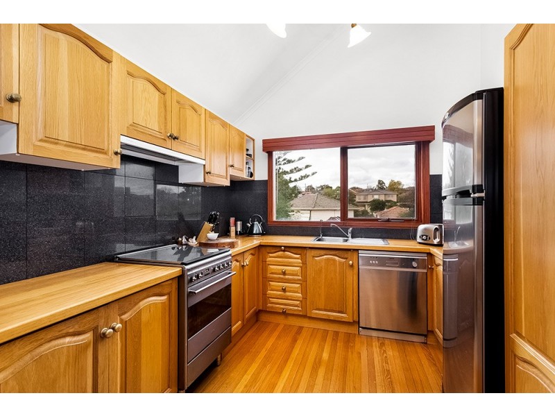 26 Carrathool Street, Bulleen VIC 3105