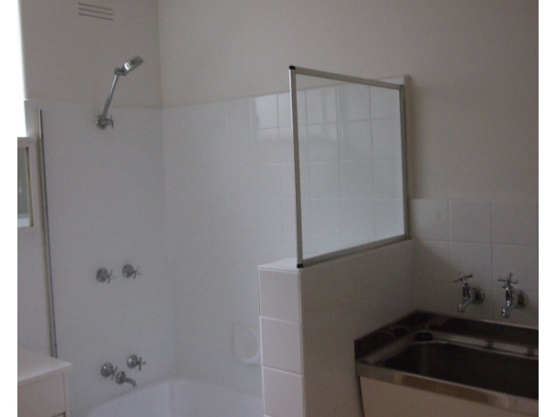 2/420 Blackshaws Road, Altona North VIC 3025