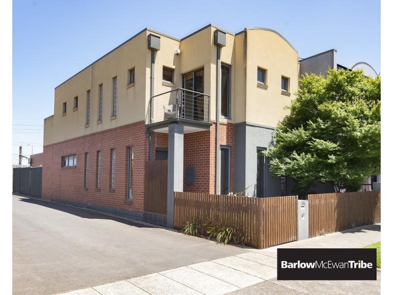 133 John Liston Dive, Newport VIC 3015