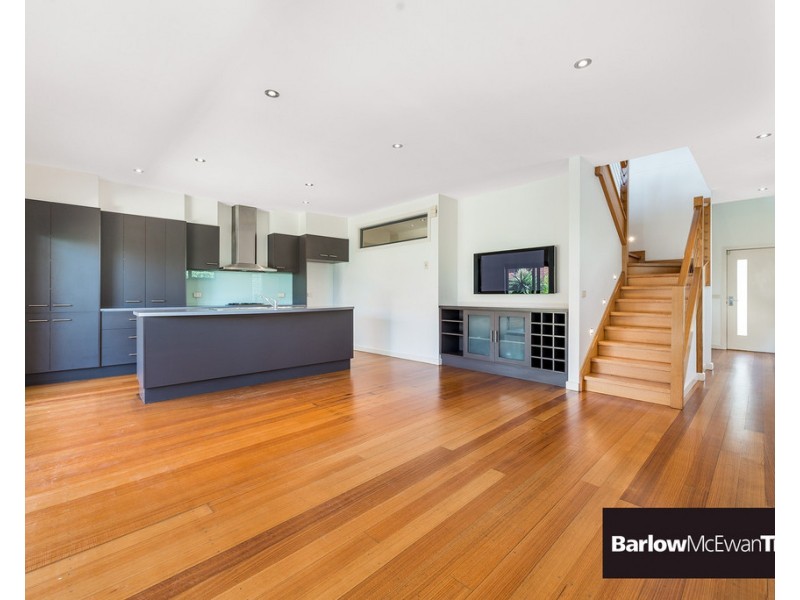 133 John Liston Dive, Newport VIC 3015