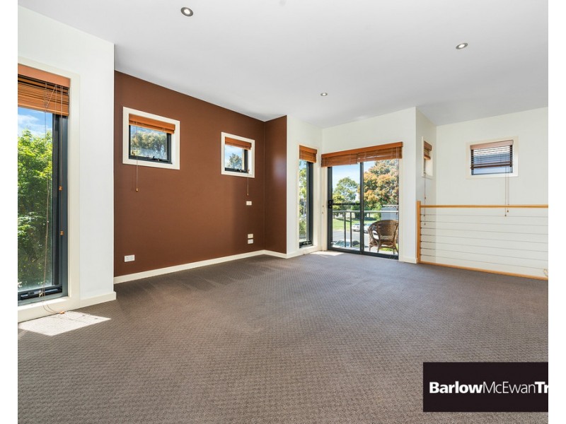 133 John Liston Dive, Newport VIC 3015