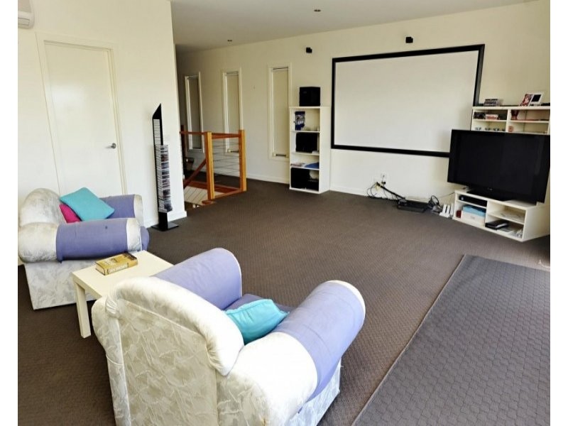 133 John Liston Dive, Newport VIC 3015