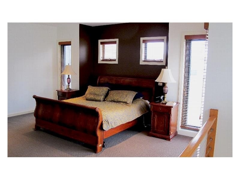 133 John Liston Dive, Newport VIC 3015