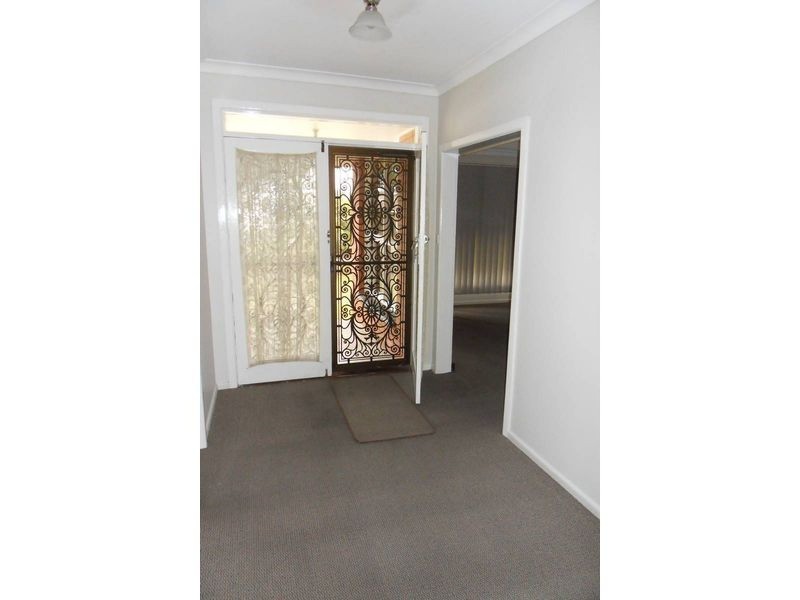 17 Stapley Crescent, Altona North VIC 3025