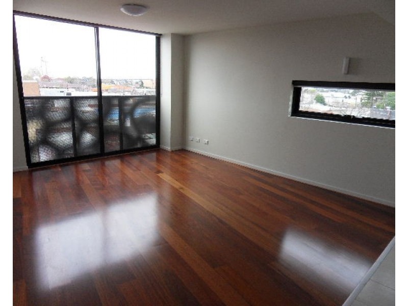 19/4 Mason Street, Newport VIC 3015