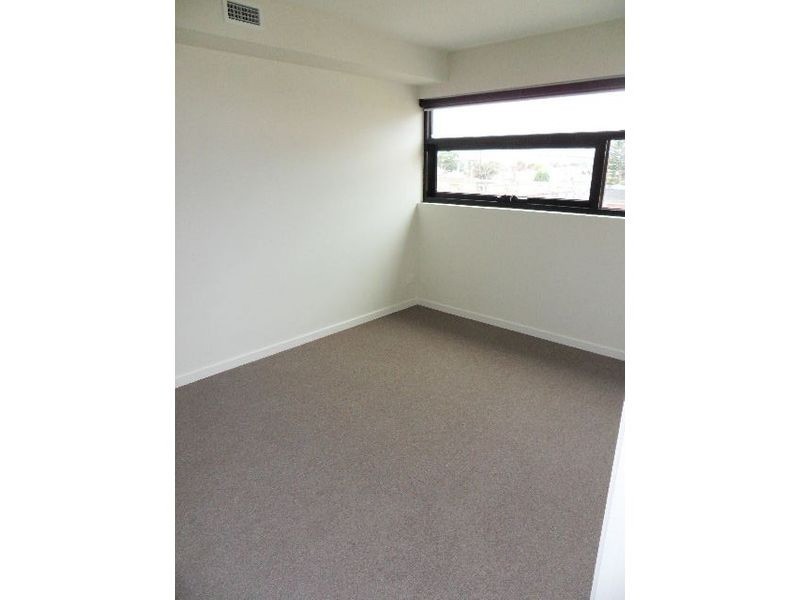 19/4 Mason Street, Newport VIC 3015