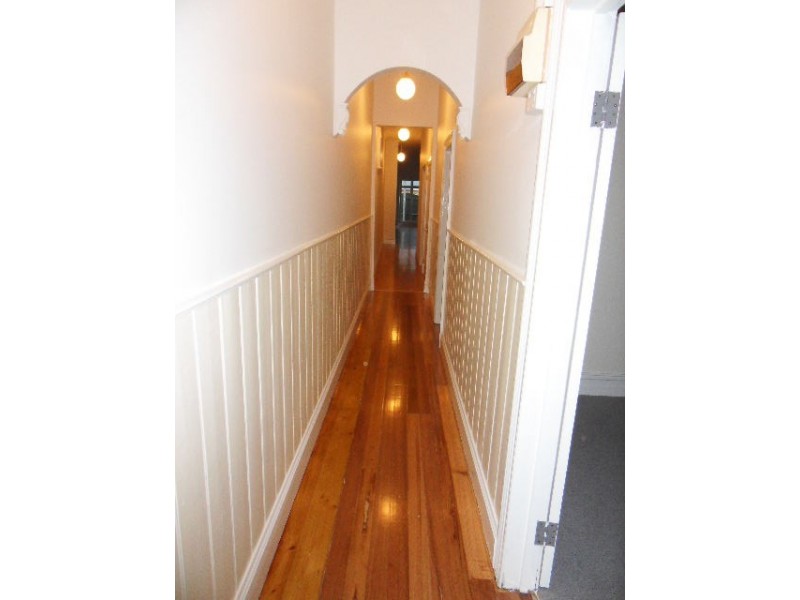 96 Farm Street, Newport VIC 3015